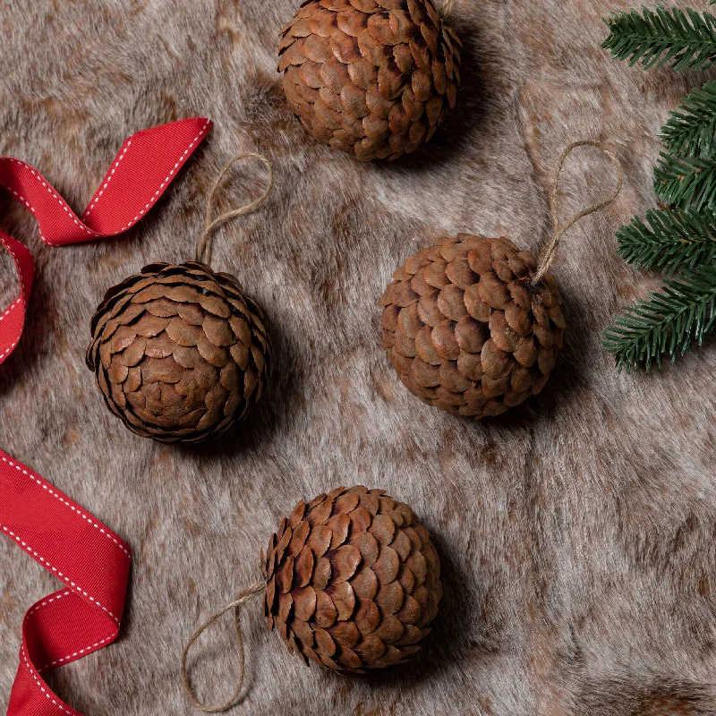 Pine Cone Ornaments (4 Pack) | King of Christmas