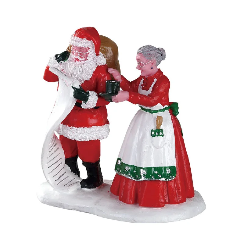 Lemax Santa's Wonderland Figurine: Chocolate to Go #62300